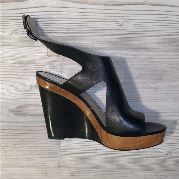 Blake Michael Kors Wedge - Picture 2 of 3